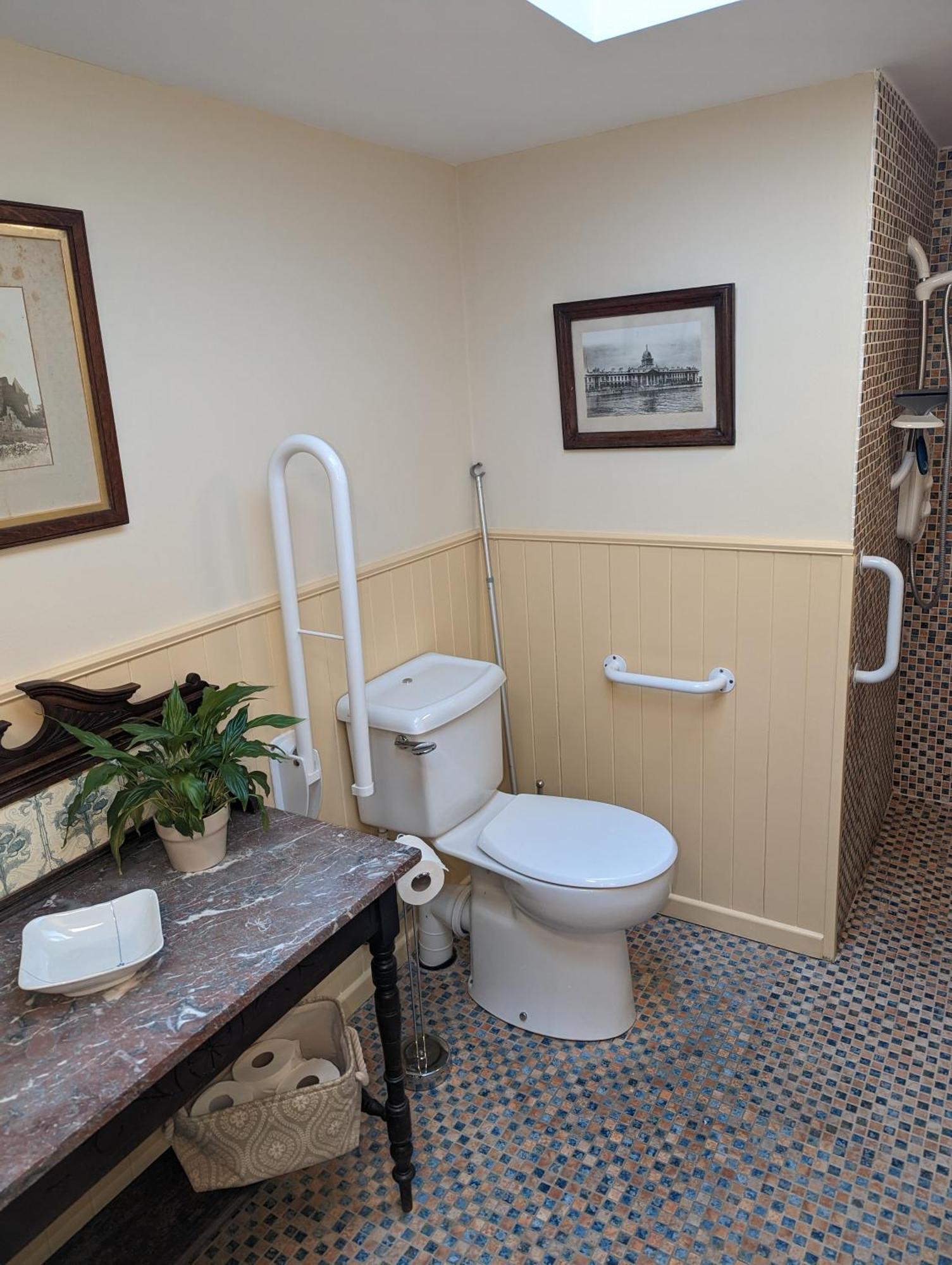 Inchiquin House, Period Home In The Heart Of The Burren Corofin  Exterior photo